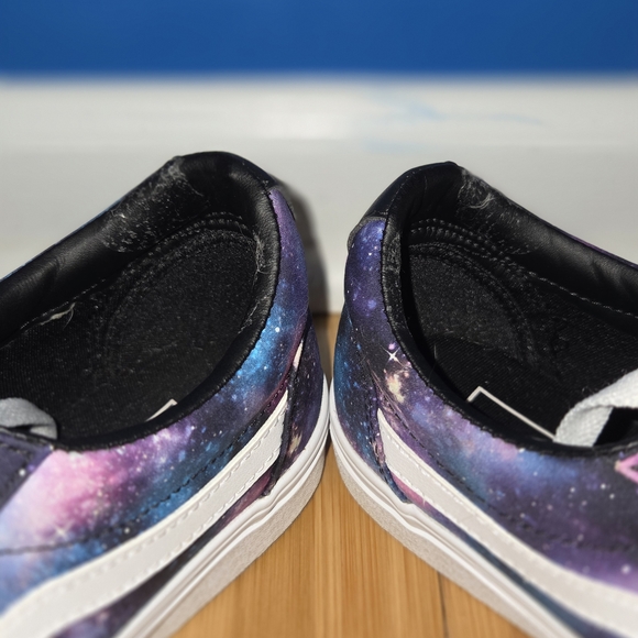 Vans shoes with galaxy print. - Picture 6 of 6